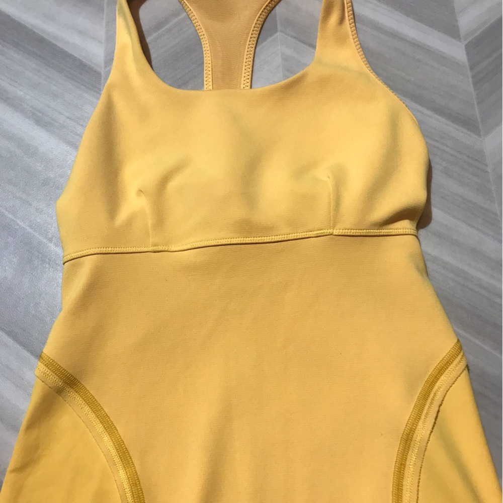 LULULEMON Racer back size 4 - Picture 5 of 12